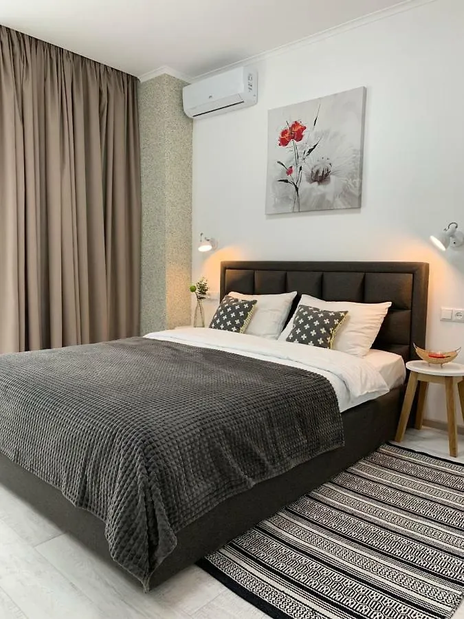 West Street Lux Apartments contacts